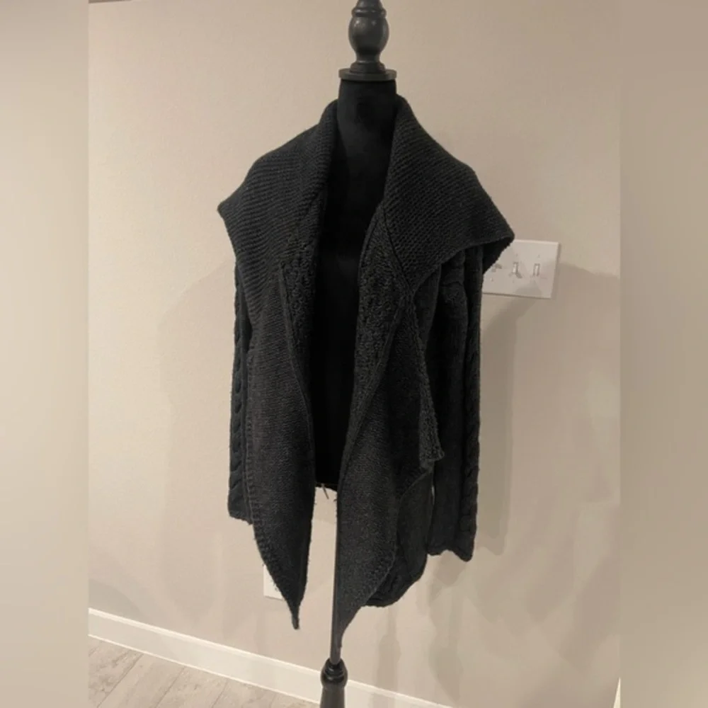 Vince wool alpaca blend cable knit cardigan S